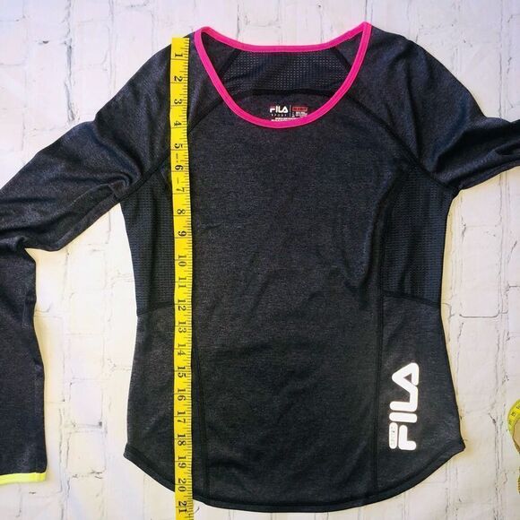 NWOT Girls Large (Size 14) Fila Live In Motion Athletic Performance Shirt - Picture 4 of 6
